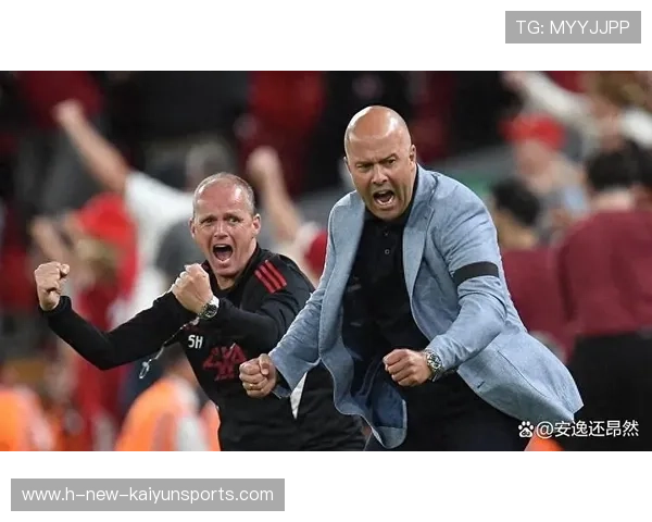 利物浦中场穿插频繁，撕裂对方防线，制造失误！