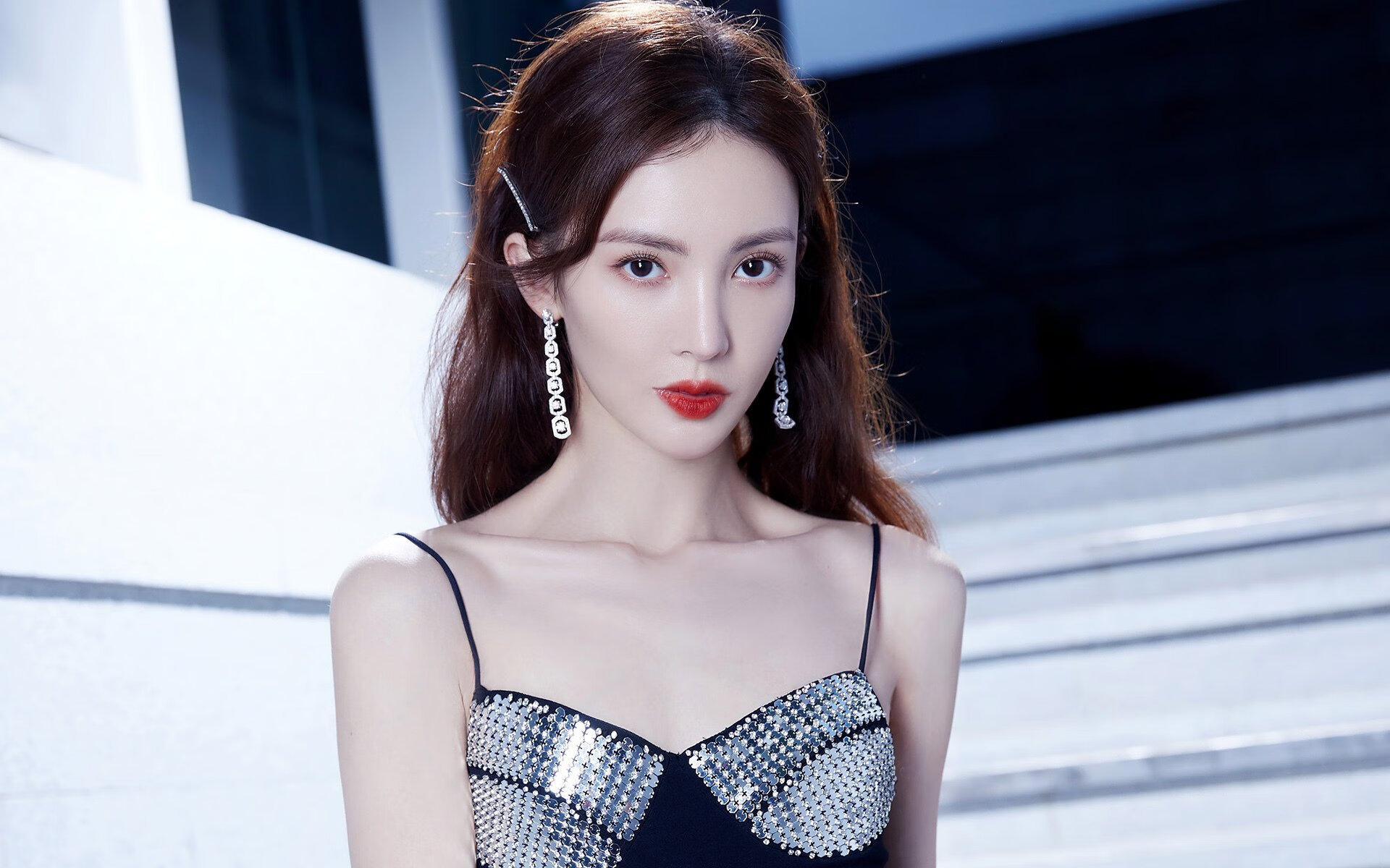 开云体育app官网-新加坡队未来发展方向：如何克服技术瓶颈，挑战世界强队，新加坡足球国家队