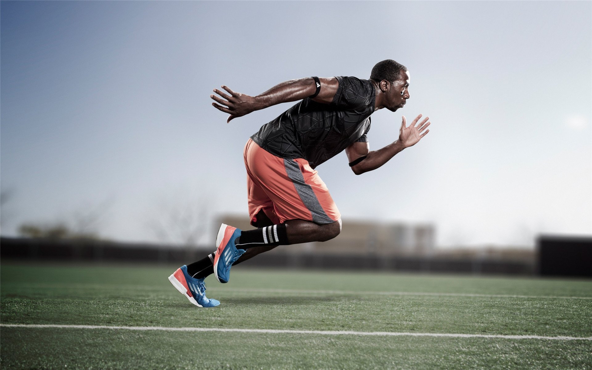 英超豪门争霸:冠军争夺激烈到最后一刻,英超豪门俱乐部